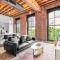 Brick & Bed Riverfront Lofts, G 201