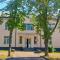 Happy Hostel