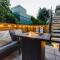 Travelers Dream, Walk to Space Needle, Firepit, cornhole
