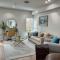 StaysPro - Hollywood Homes minutes to everything SPACIOUS AND FREE PARKING