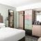 Holiday Inn Express St. Louis Central West End, an IHG Hotel - Habitación Estándar King