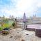 Chalet Stekkie with large terrace and parking