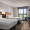 Hampton by Hilton East Austin - near UT and Capitol