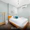 1BR with Kitchen & Free Parking - Walk Everywhere