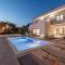 Luxury Villa Oriolus, heated pool, sauna, Split
