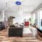 Top floor near ferry terminal - free parking