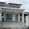 Sungai Long Guesthouse