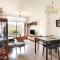 Cozy Apartment near Fira Gran Via with AC