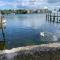 Apartment, Stylish 2 bed Riverside House, 2 Kingsize beds, Free Parking