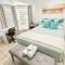 Charming Room1 in Cozy Jax House