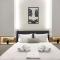 White Luxe Suite in Kolonaki