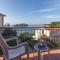 2 Bedroom Cozy Apartment In Banjol