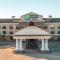 Holiday Inn Express Hotel and Suites Saint Robert by IHG