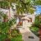 1 Bedroom Cozy Apartment In Umag