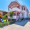 Nice Apartment In Pasman With House Sea View