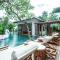 Payapaya Seminyak luxury vila 4 BR near beach potato head