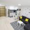 Bright Central Lux Apartment