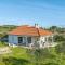 Awesome Home In Poljica