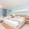 Girasole Apartments - Queen Studio