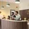 Jarzez Hotel Apartments Al Hail