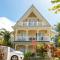 Captain's Villa