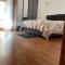 4routes house