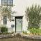 Charming And Cosy Town Farmhouse
