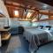 Lo Attic