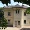 La maison de Léonard, Aux grilles du Château de Saint-Aignan, à 2km de Beauval