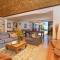 Magnificent 5 Br Villa with pool: amazing views