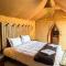 Authentic Luxury Camp