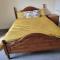 Nice Double Bedroom Near QMC