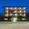 Hotel Parco dei Pini - 100mt dal Mare