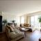 Amazing view, beautiful flat, swimming pools, secure parking