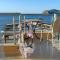 Comfy Beachfront Litinas Casa with SeaView