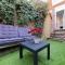 Apartamento con jardín privado