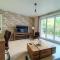 Comfortable apart with piano, terrace and parking