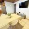 Casa 2 Dorm Av. Alem
