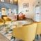 Quality Suites