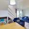 46 Strawberry Hill, Tolroy Manor