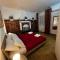 Spacious Apartments 6 Guests - 5 min Airport Ciampino - Train to Rome- LA MAISON