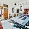 Hotel White House - A Family Homestay