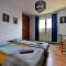 Przestronny Apartament z Trzema Sypialniami Centrum Torunia