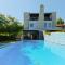 Deluxe Chrousso Pool Villa