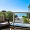 'Goldwater on Beach' - 3 Bedroom Beachfront with Balcony & BBQ - Sleeps 6