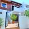 Unique Smaragda's Residense