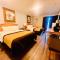 Armstrong Inn