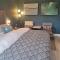No 12 B&B