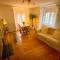 Charming Bairro Alto 2-Bedroom Escape