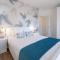 Lora luxury suite 4, free private parking, self check-in